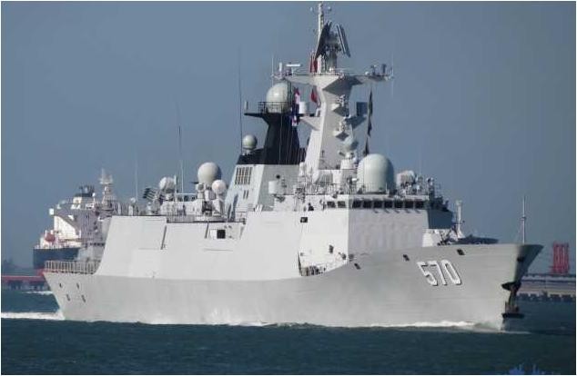 Chiến hạm Hoàng Sơn của Hải quân Trung Quốc hộ tống hai tàu chiến của Hải quân Việt Nam vào cảng Trạm Giang, Quảng Đông